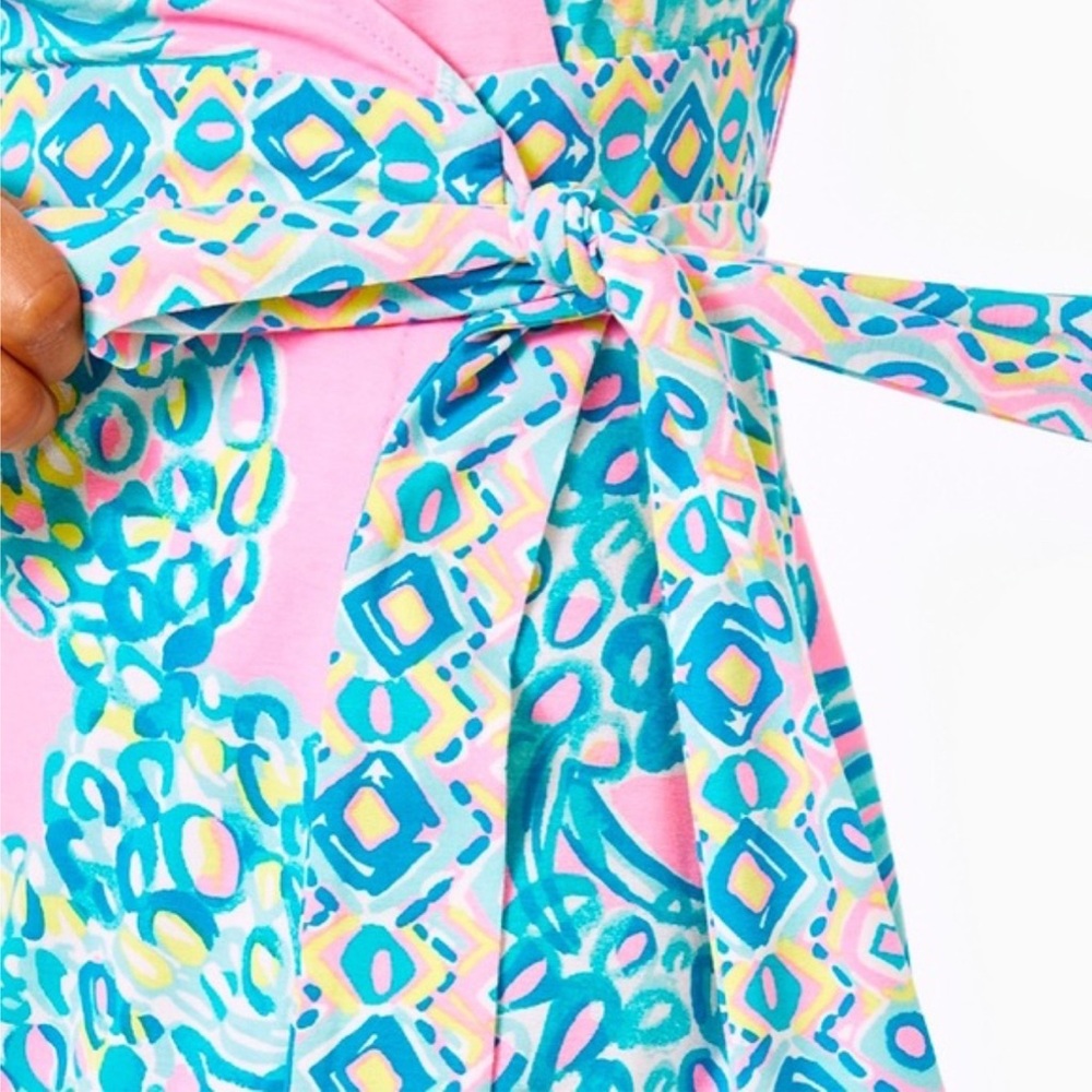 Lilly Pulitzer Misha Wrap Dress XS – Pink Tropical Print, Flowy & Vibrant - Picture 7 of 7